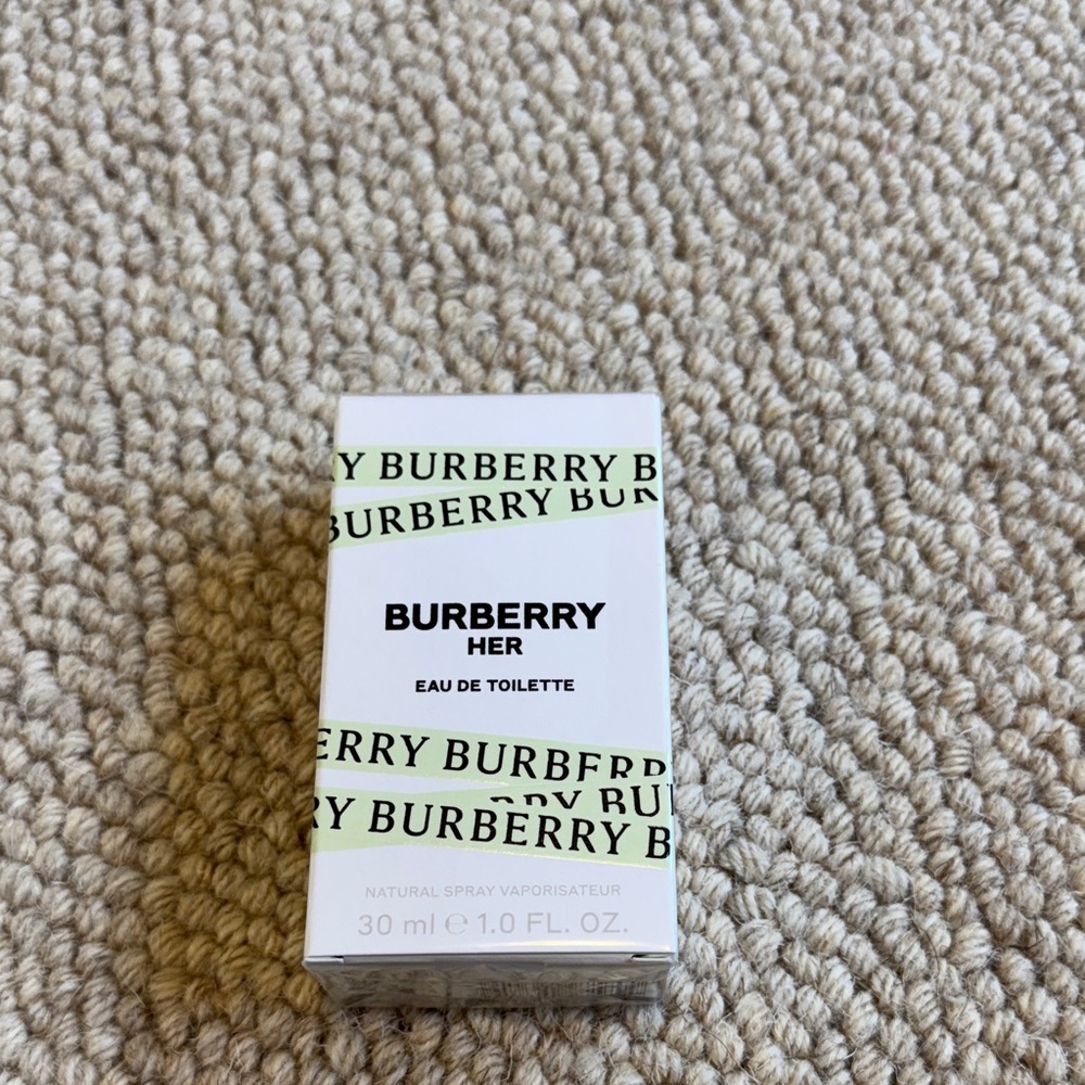 Burberry White and Black Perfume Box